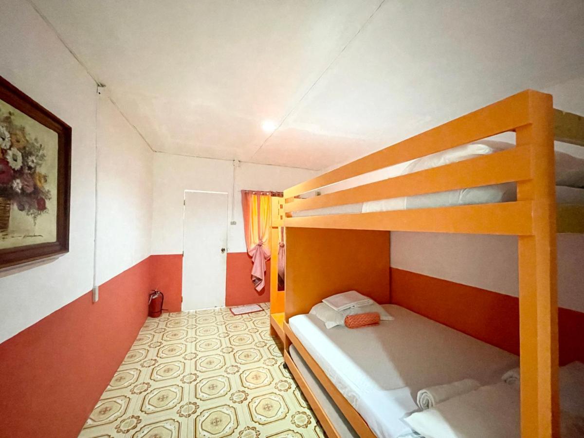 Oyo 899 Merie Diz Sunrise Beach Resort Oslob Extérieur photo